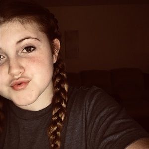 Meet your Posher, Marissa